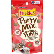 FRISKIES Party Mix Natural Yums Salmon Cat Treats