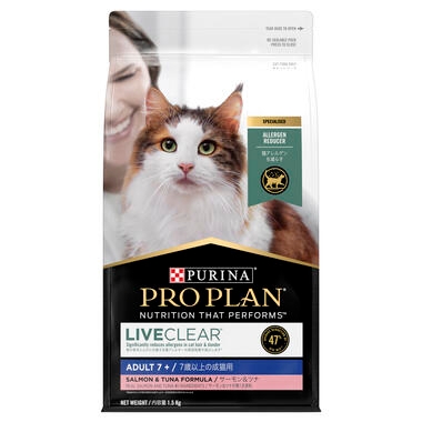 PRO PLAN Adult 7+ LIVECLEAR Salmon and Tuna Formula Dry Cat Food Front